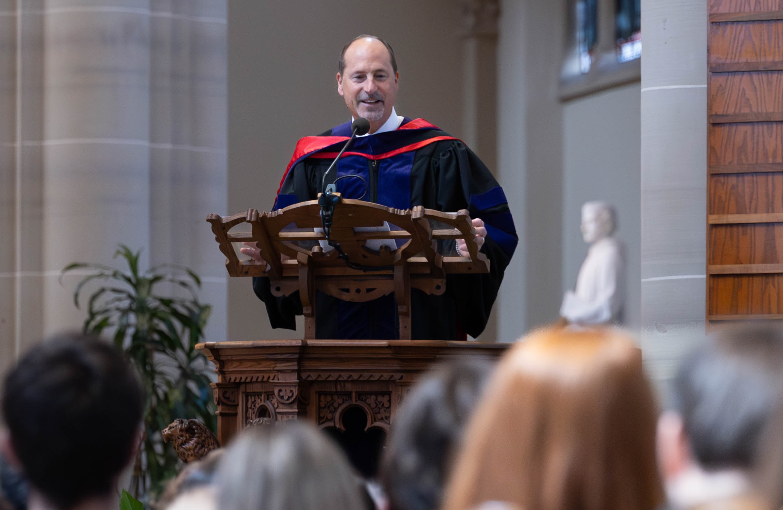Daniel Lynch delivers the 2024 Honors Convocation address