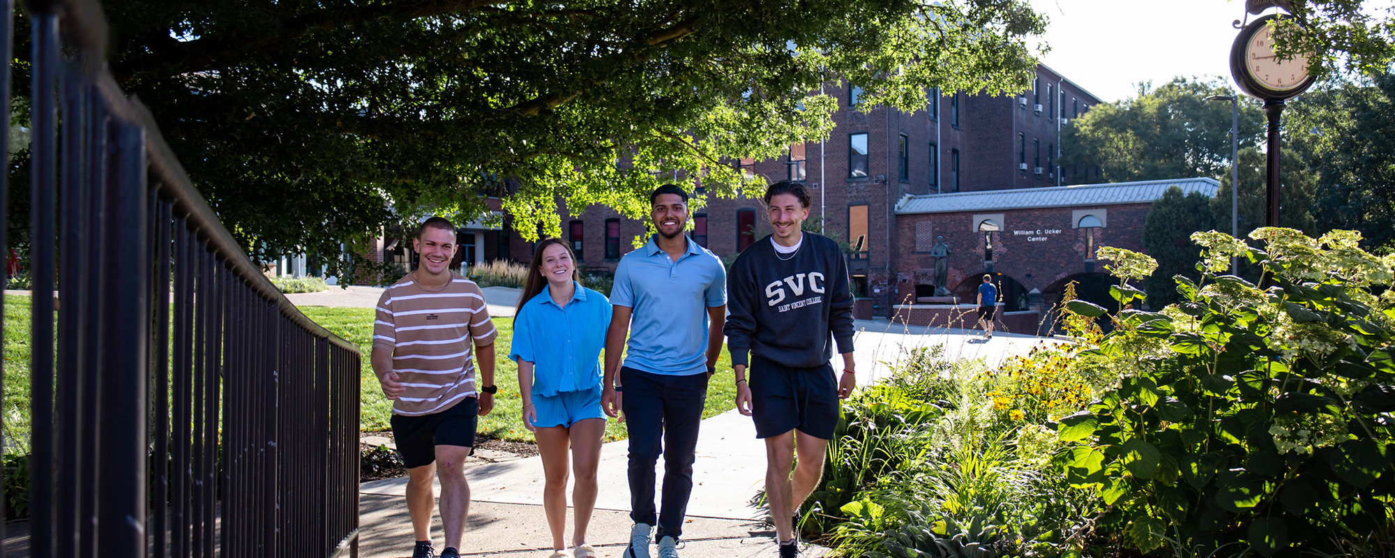 students walking SVC's campus in summer students walking SVC's campus in summer
