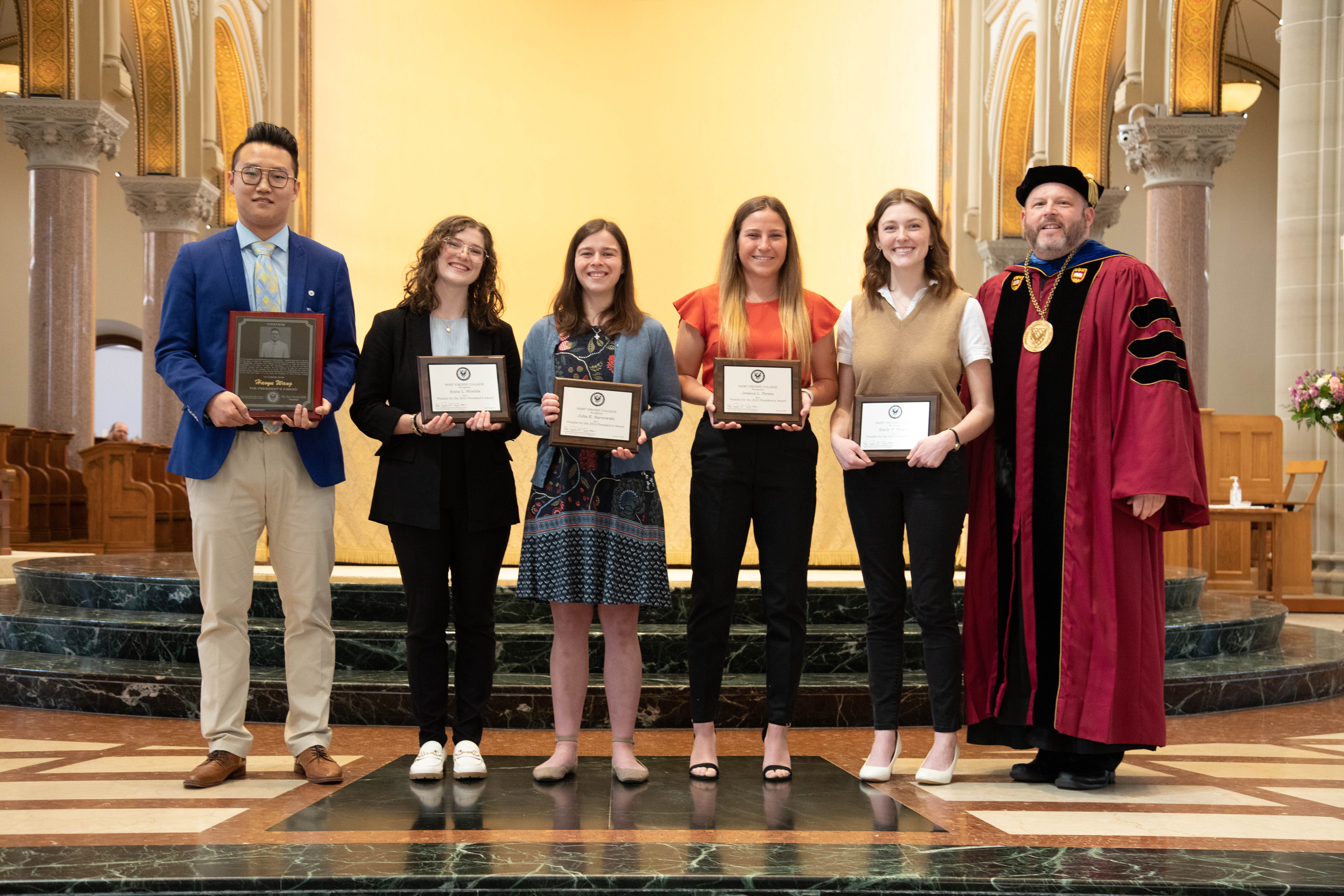 SVC students, faculty recognized at 2023 Spring Honors Convocation